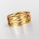 goldfarbener Ring mit Minizirkonen als Modeschmuck Fingerring