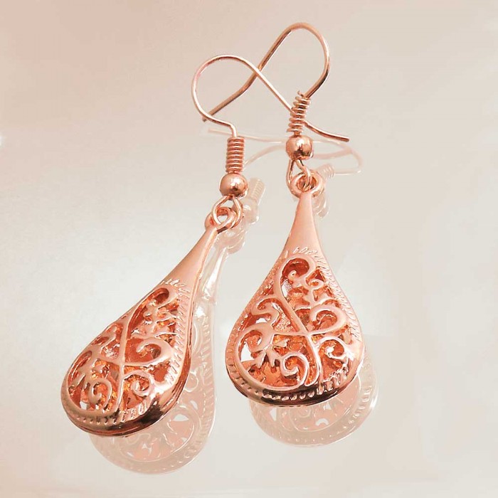 Rosegoldfarbene Ohrhänger mit 3D Tropfen Modeschmuck Ohrringe