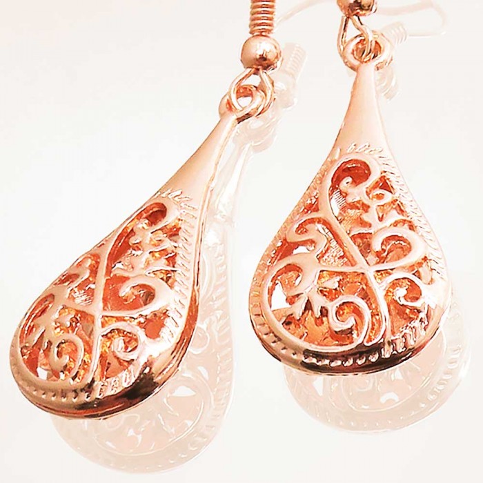 Rosegoldfarbene Ohrhänger mit 3D Tropfen Modeschmuck Ohrringe